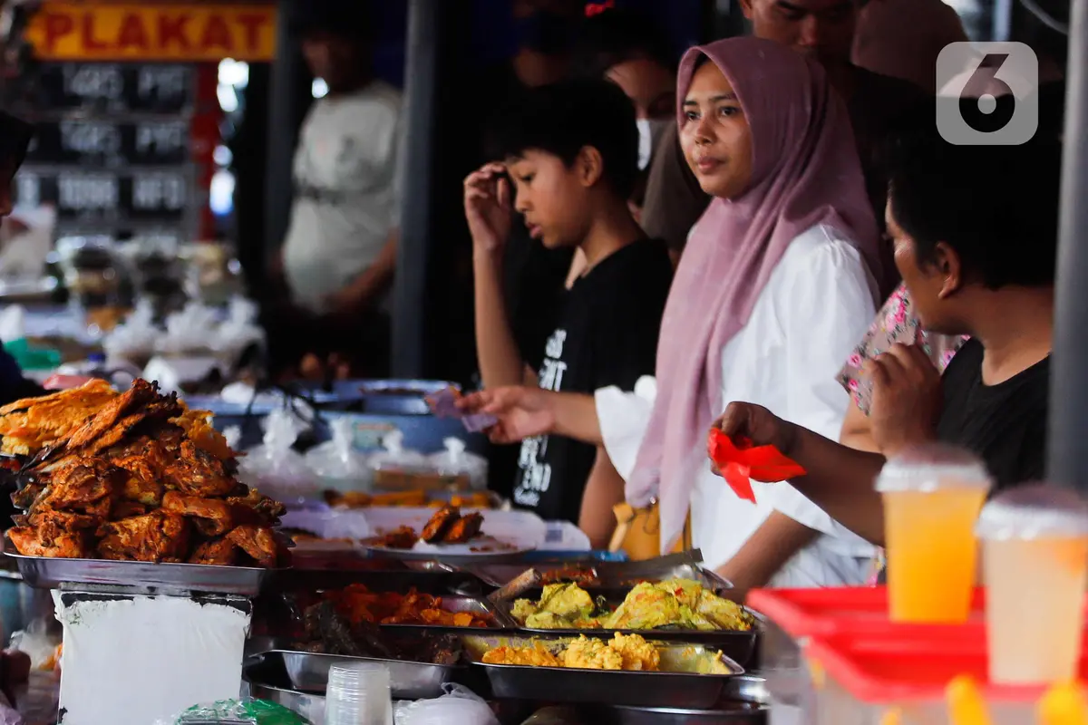 Berburu Takjil Buka Puasa Ramadhan 2023 di Kawasan Benhil