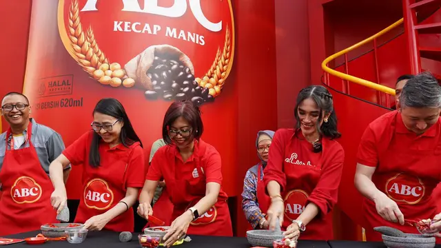 Ussy Sulistiawaty di PRJ 2024 (Dok. Istimewa)