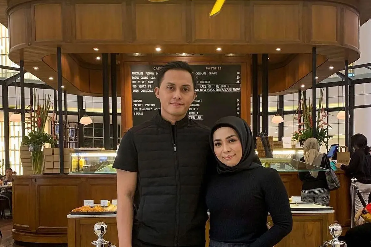 6 Potret Muzdalifah yang Kini Terlihat Langsing Ini Dipuji Bak ABG