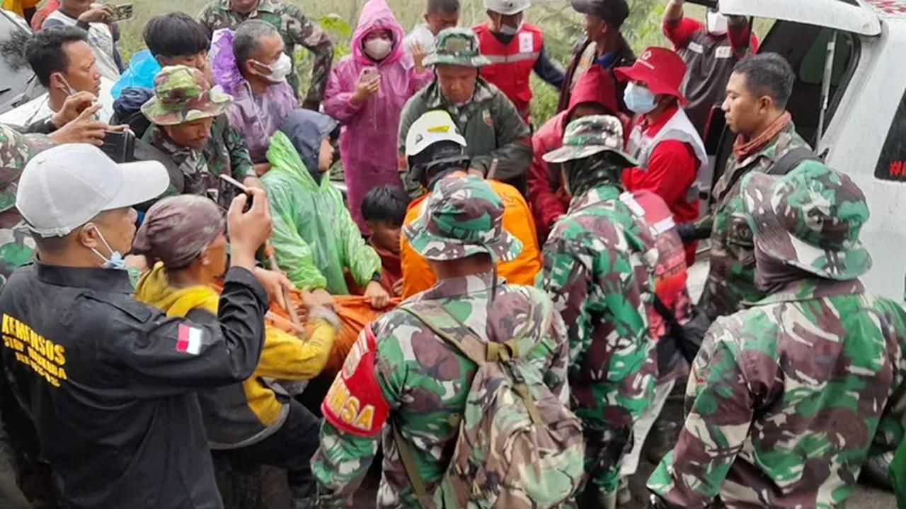 Ade menjelaskan, erupsi Gunung Marapi tahun 2023, menjadi objek wisata yang paling banyak memakan korban jiwa sepanjang sejarah.<br>