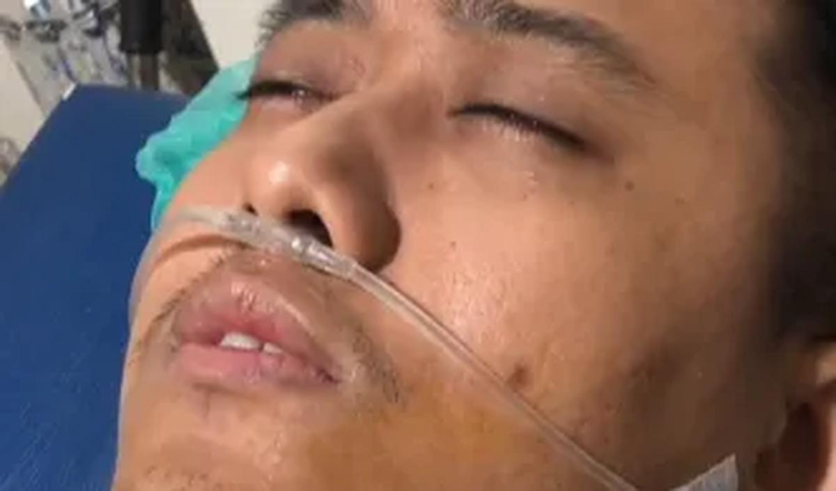 "Wulan juga. Eh gak jadi cubit karena udah punya suami," katanya.