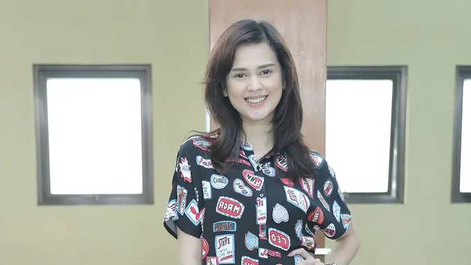 [Bintang] Cut Meyriska