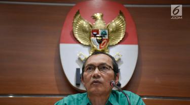 20170621-KPK Tunjukkan Barang Bukti OTT Gubernur Bengkulu-Afandi