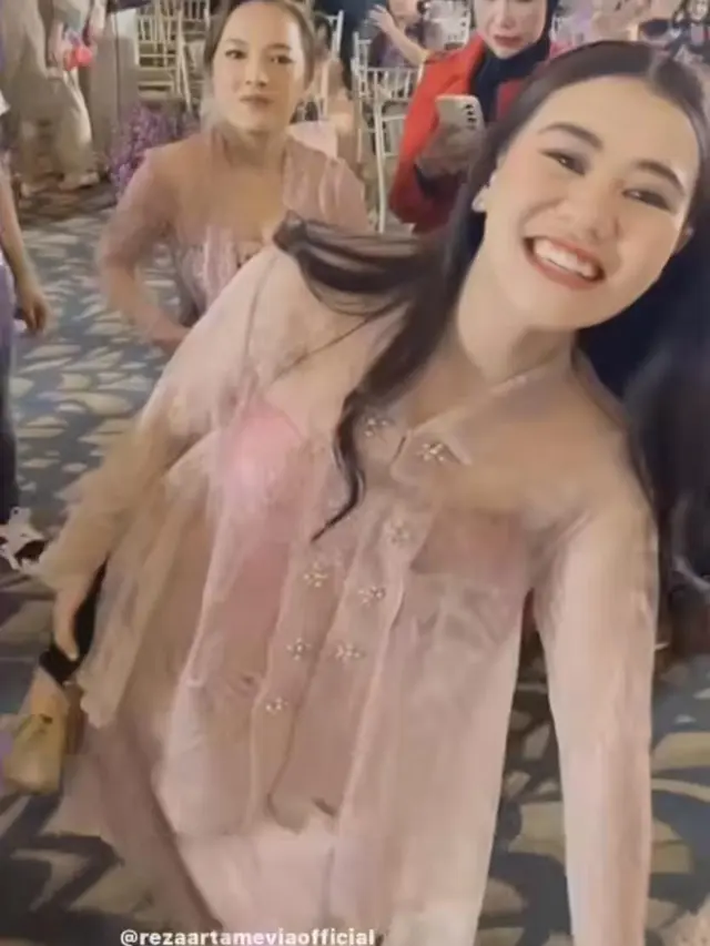 Aaliyah Massaid hadir di 7 bulanan Aurel Hermansyah