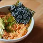 Salmon Rice Bowl, makanan yang sempat viral di TikTok beberapa waktu lalu. (Foto: Emmy Made)