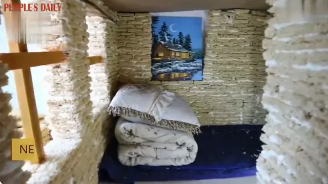 Rumah Mainan Mi Instan