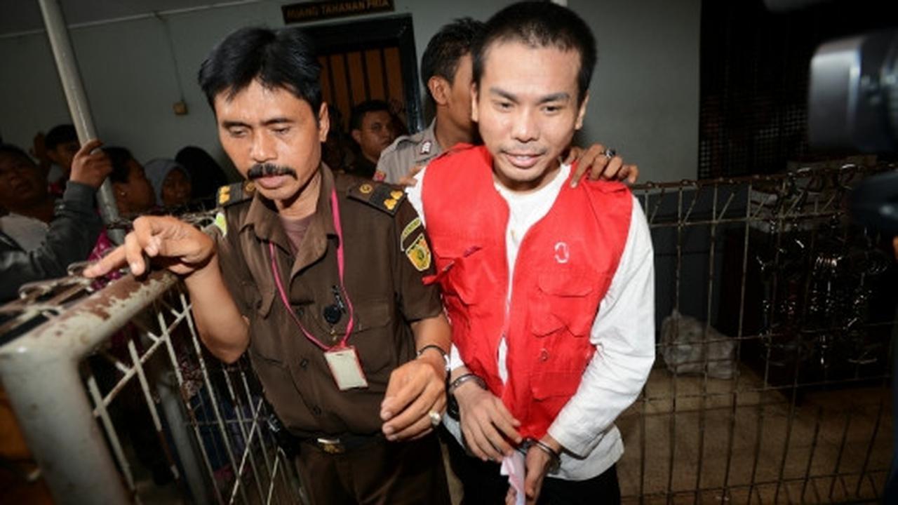 Mucikari artis Robbie Abbas jalani sidang sidang perdana