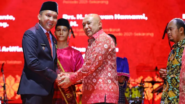 Hari UMKM Nasional 2024 di Palembang, Menteri Teten: UMKM Jadi Dewa Penolong