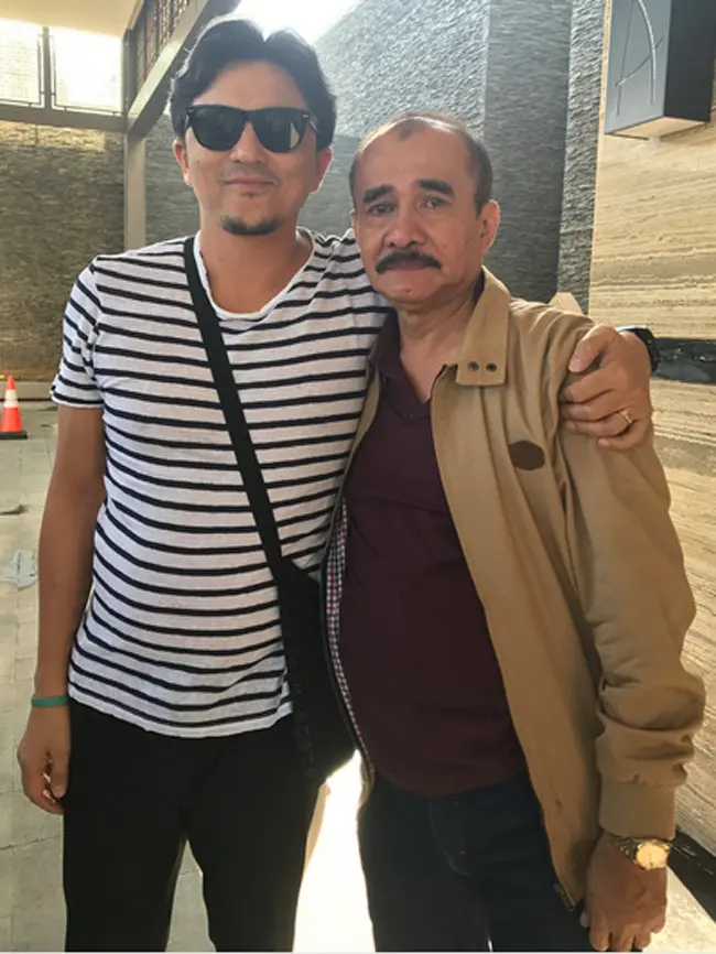 "Saya lahir di bandung dan kerja di jakarta. Saya ga pernah terbayang harus pindah dari indonesia. Allah sudah mengatur semua nya. Mungkin agar saya lebih dewasa dalam segala hal." tulisnya. (Instagram/laudyacynthiabella)