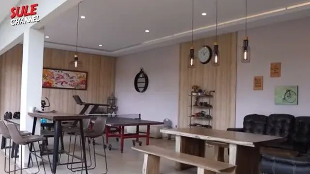 Potret rumah mewah Doni Salmanan