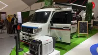 Honda N-VAN e:G dipamerkan di GIIAS 2024 sebagai Honda Dreams Café Mobile. (Liputan6.com/Khizbulloh Huda)