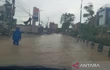 Waspada! BMKG Cuaca Ekstrem: Hujan Petir, Panas Maksimum, dan Banjir Rob Ancam Sejumlah Wilayah Minggu Ini