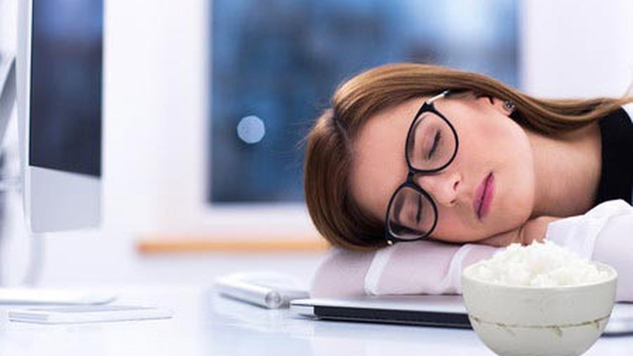 Makan Nasi Bisa Bikin Ngantuk, Mitos atau Fakta?