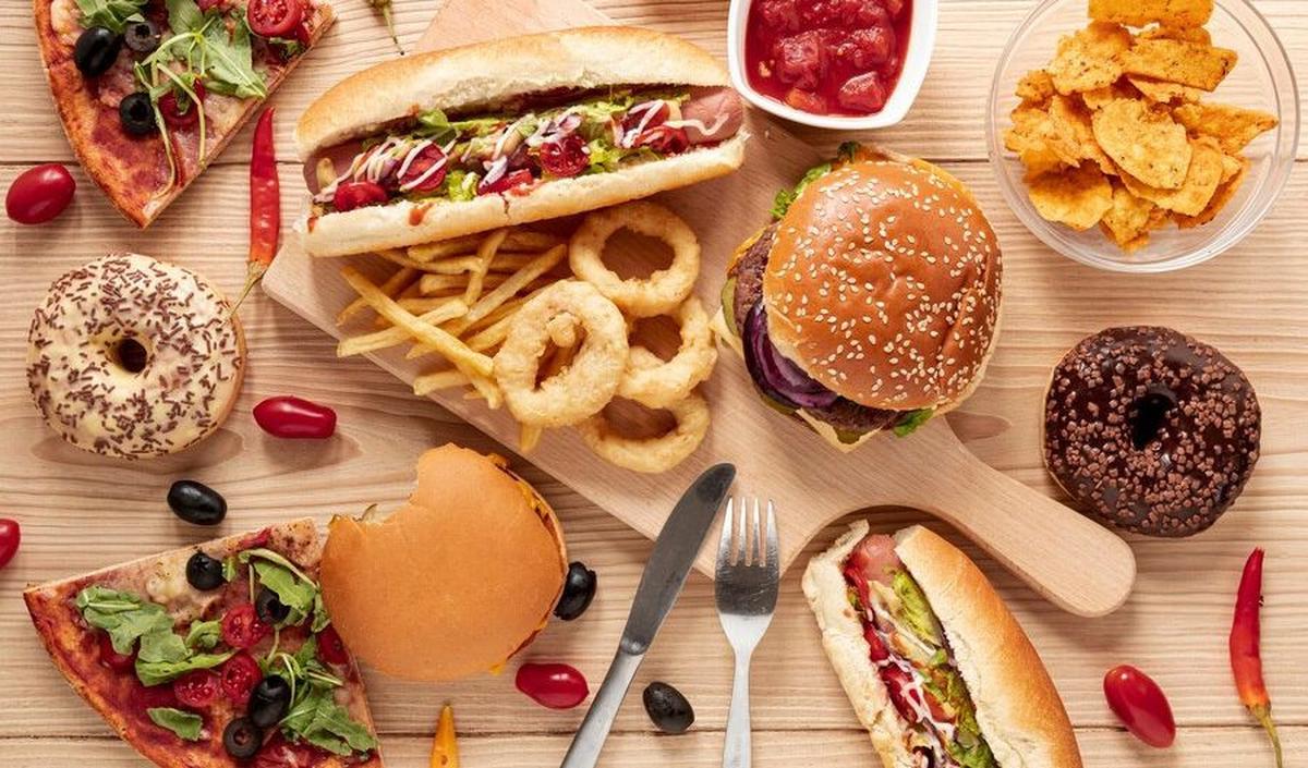 Ashley Gearhardt, seorang profesor psikologi di Universitas Michigan, menegaskan kevalidan dan relevansi klinis dari kecanduan makanan.