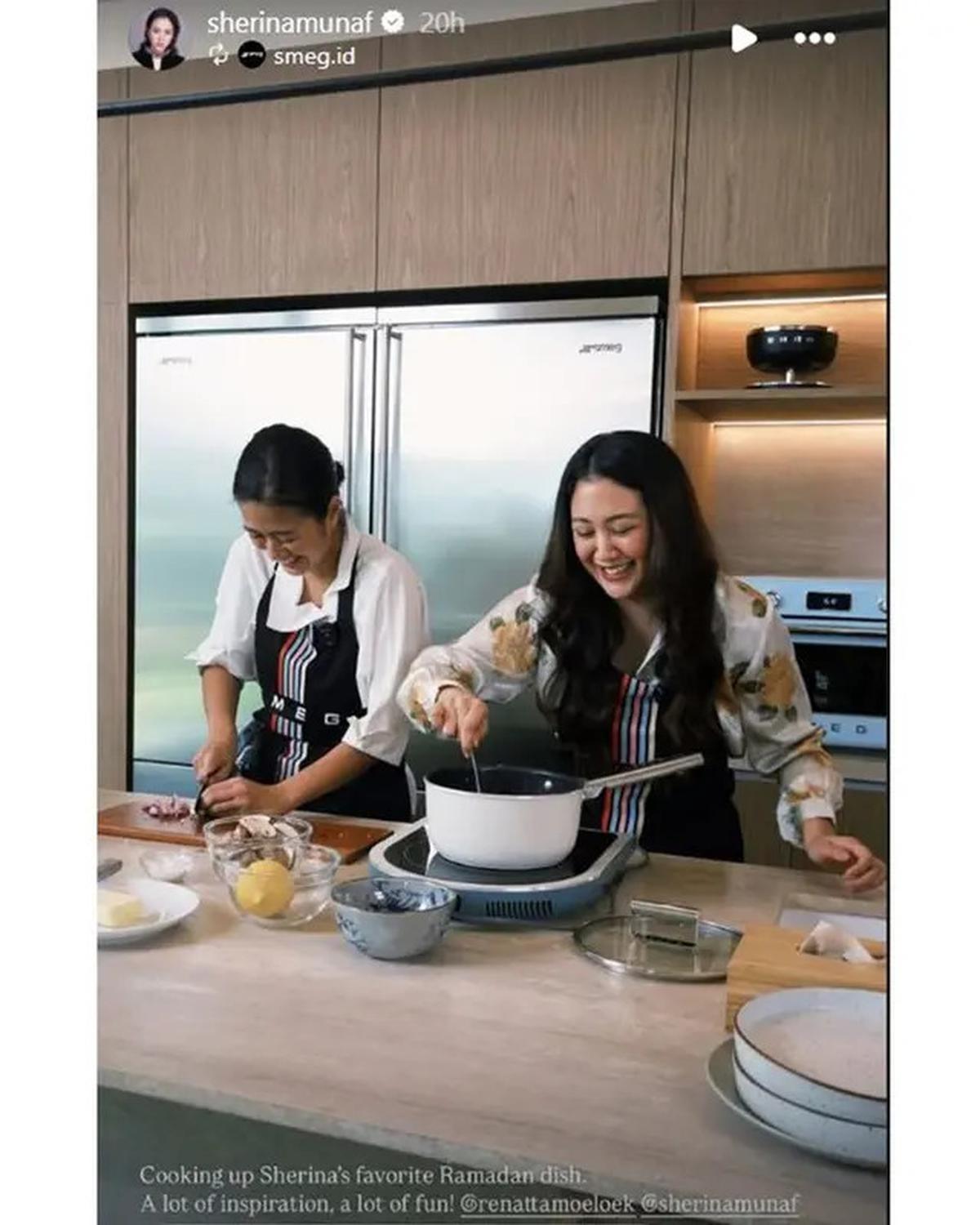 6 Potret Keseruan Sherina Munaf dan Chef Renatta Masak Bareng, Bikin Turkish Eggs