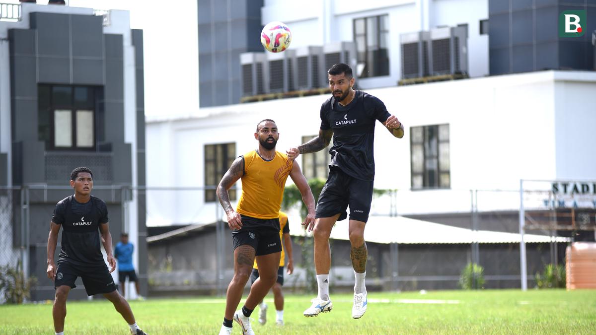 Situasi Latihan Arema FC usai 3 Kekalahan Beruntun di BRI Liga 1: Tampak Lebih Tegang
