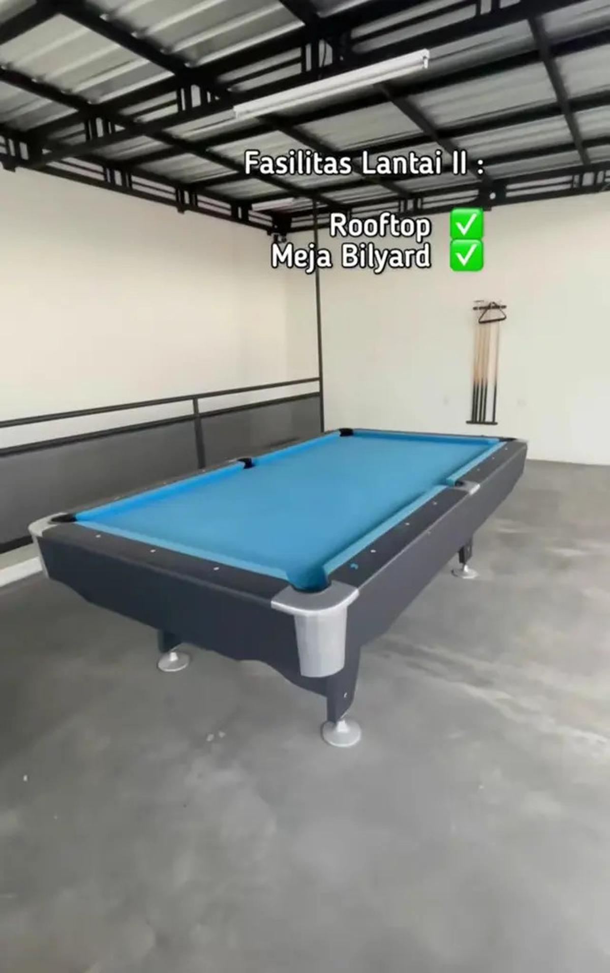 7 Potret Kost Tempat Tinggal Nunung Usai Jual Rumah, Ada Hiburan Biliar