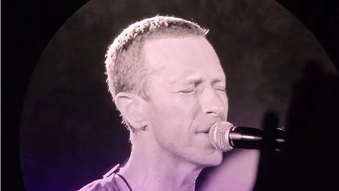 <p>Momen di konser Coldplay yang diabadikan lewat kamera Galaxy S24 Ultra. (Liputan6.com/Agustin Setyo Wardani)</p>