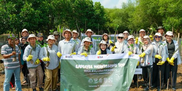 Program Ayo Beraksi, Langkah Nyata Telkom Galakkan Penanaman Mangrove di Pesisir Semarang