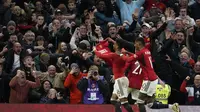 Pemain Manchester United, Amad Diallo, merayakan gol yang ia cetak ke gawang Liverpool pada perempat final Piala FA 2023/2024 di Old Trafford, Minggu (17/3/2024) waktu setempat.&nbsp;(AP Photo/Dave Thompson)