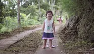 Anak Mendadak Rewel di Keramaian, Bisa Jadi Terkena Overstimulasi