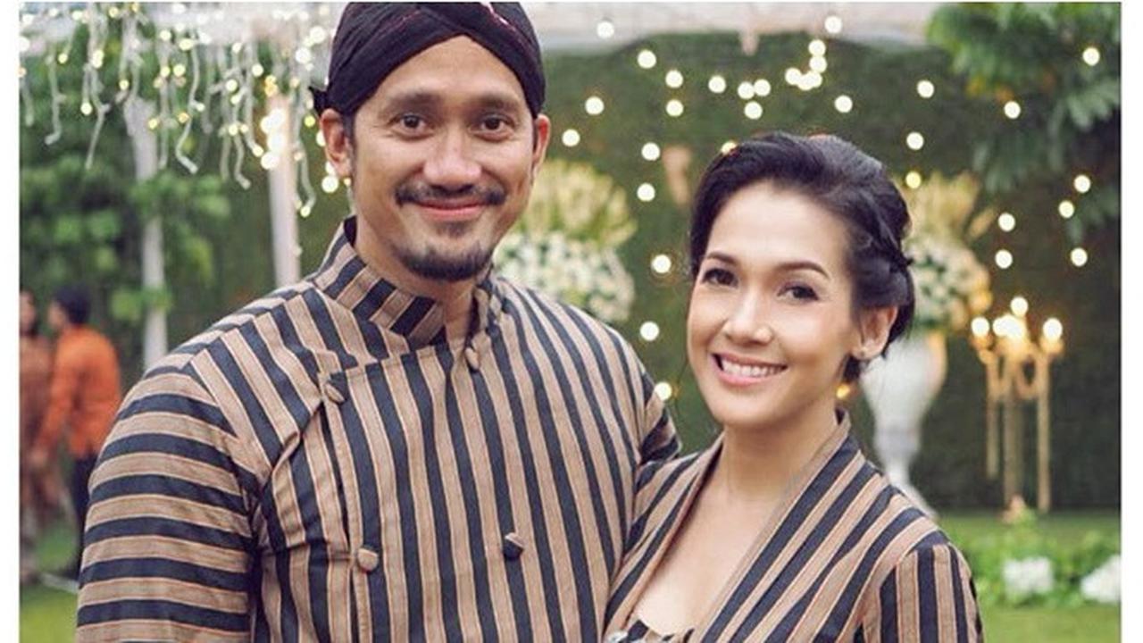 6 Potret Terbaru Mieke Amalia, Awet Muda di Usia 43 Tahun