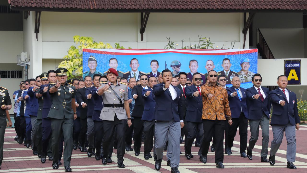 Deretan Tokoh Alumni SMA Taruna Nusantara Unjuk Gigi, Ada Menko AHY & Menlu Sugiono Hormat