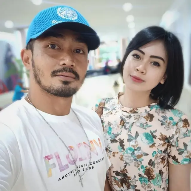 Digugat Cerai Lagi, Ini 7 Potret Lawas Yama Carlos dan Istri yang Tampil Mesra