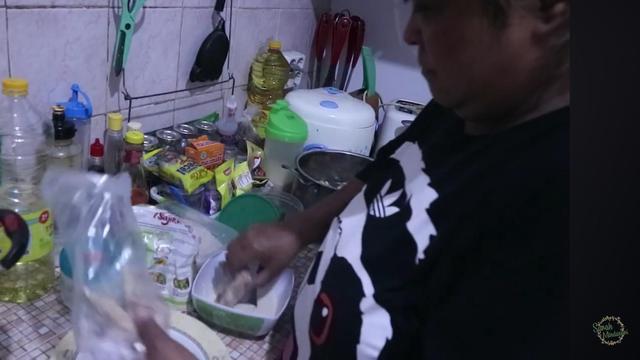 Dapur Rumah Suti Karno yang Disulap Jadi Tempat Usaha Kuliner