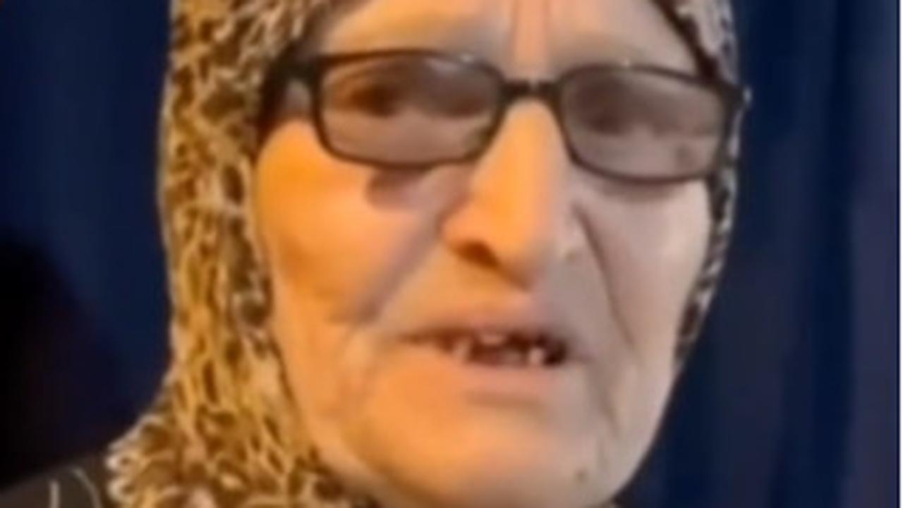 Wanita di Palestina Dipukuli