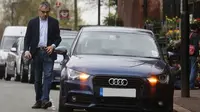 Mr. Bean Kencan Pakai Mobil Murah Audi