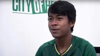 Pemain muda Persebaya, Supriadi. (Bola.com/Dok. Persebaya)