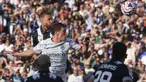 Pemain Monterrey, Sergio Ramos (kiri) mencetak gol melalui sundulannya ke gawang Inter Milan dalam laga Grup E Piala Dunia Antarklub 2025 di Rose Bowl stadium, Pasadena, Amerika Serikat, Rabu (18/06/2025) WIB. (AP Photo/Gregory Bull)