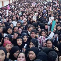 Seorang Tenaga Kerja Wanita (TKW) asal Indonesia membuat video dirinya tengah curahan hati yang bikin ngakak