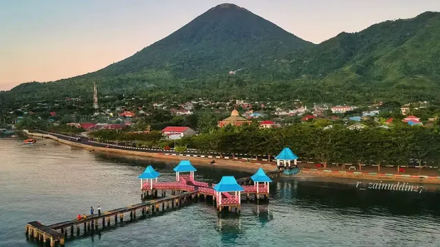 Gunung Kie Matubu di Pulau Tidore, Maluku yang cantik