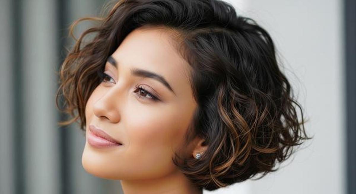 7 Model Rambut Wanita Pendek Curly Terbaru, Tampil Lebih Fresh dan Stylish