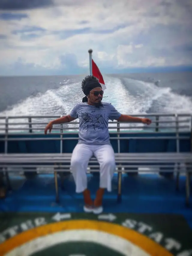 [Bintang] Is Payung Teduh