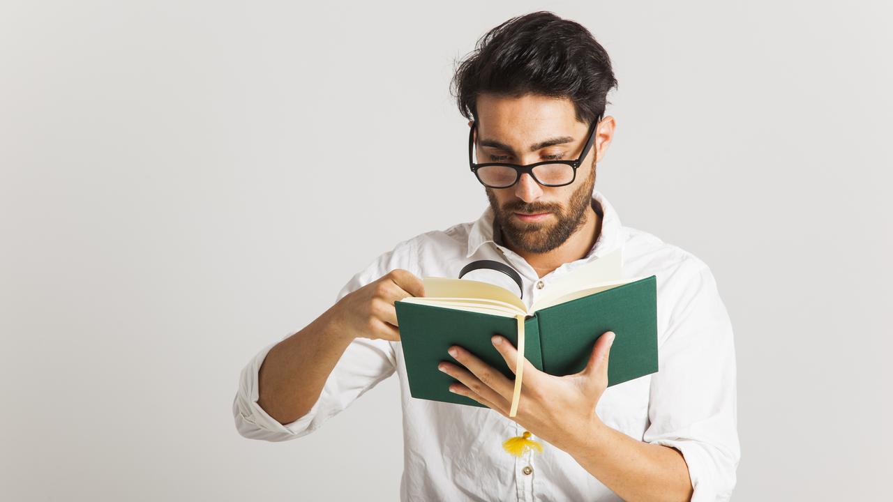 Ilustrasi membaca buku, teks anekdot