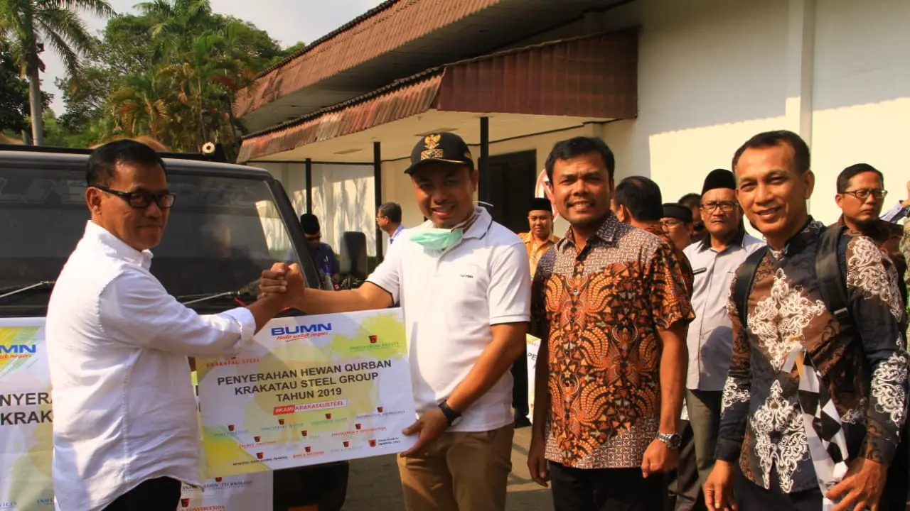 KIEC Kembali Berbagi Hewan Qurban