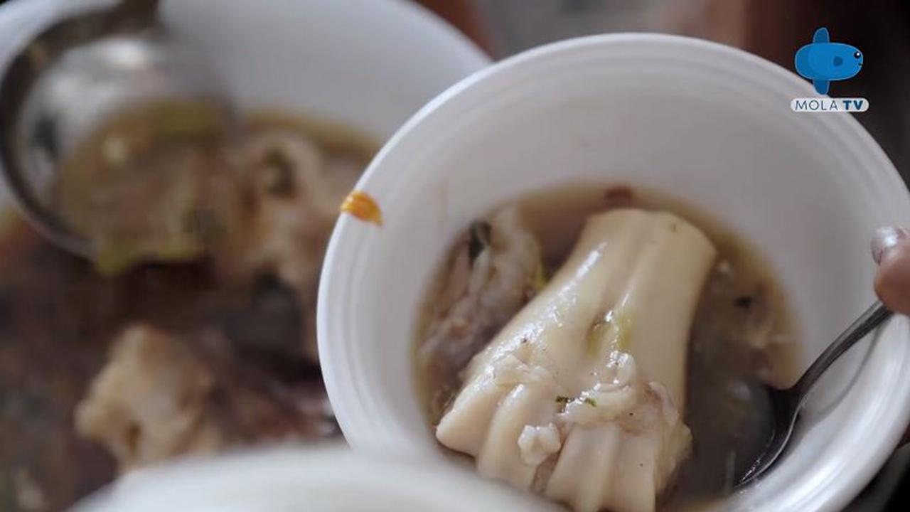 Ilustrasi Sop Kaki Kambing yang Menjadi Makanan Khas Idul Adha di Indonesia (dok. Screenshoot Mola.TV/Dinny Mutiah)