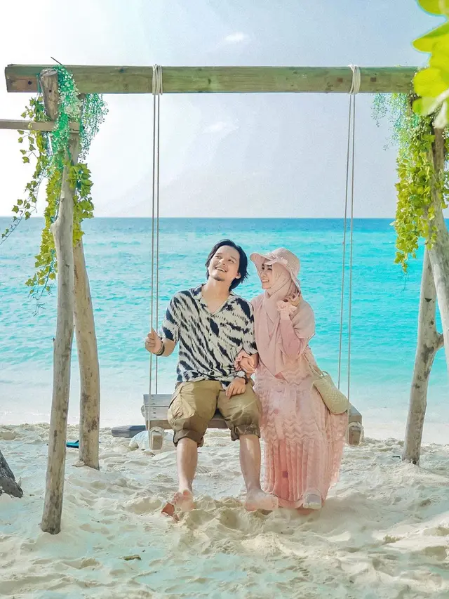 [Fimela] Anisa Rahma dan Anandito