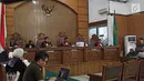 Pengadilan Negeri Jakarta Selatan kembali menggelar sidang kasus bom Thamrin dengan terdakwa Aman Abdurrachman, Selasa (27/3). Sidang menghadirkan tiga orang saksi, salah satunya terpidana kasus bom Samarinda, Joko Sugito. (Liputan6.com/Herman Zakharia)