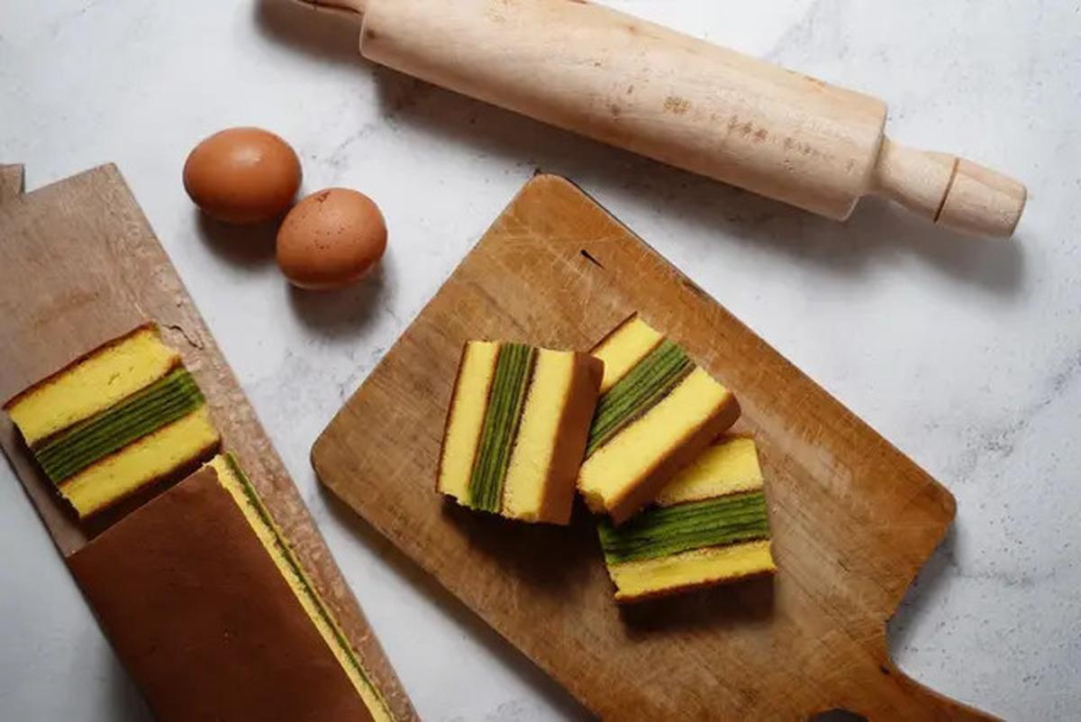 Spikoe Resep Kuno, 7 Resep Otentik Kue Lapis Khas Surabaya