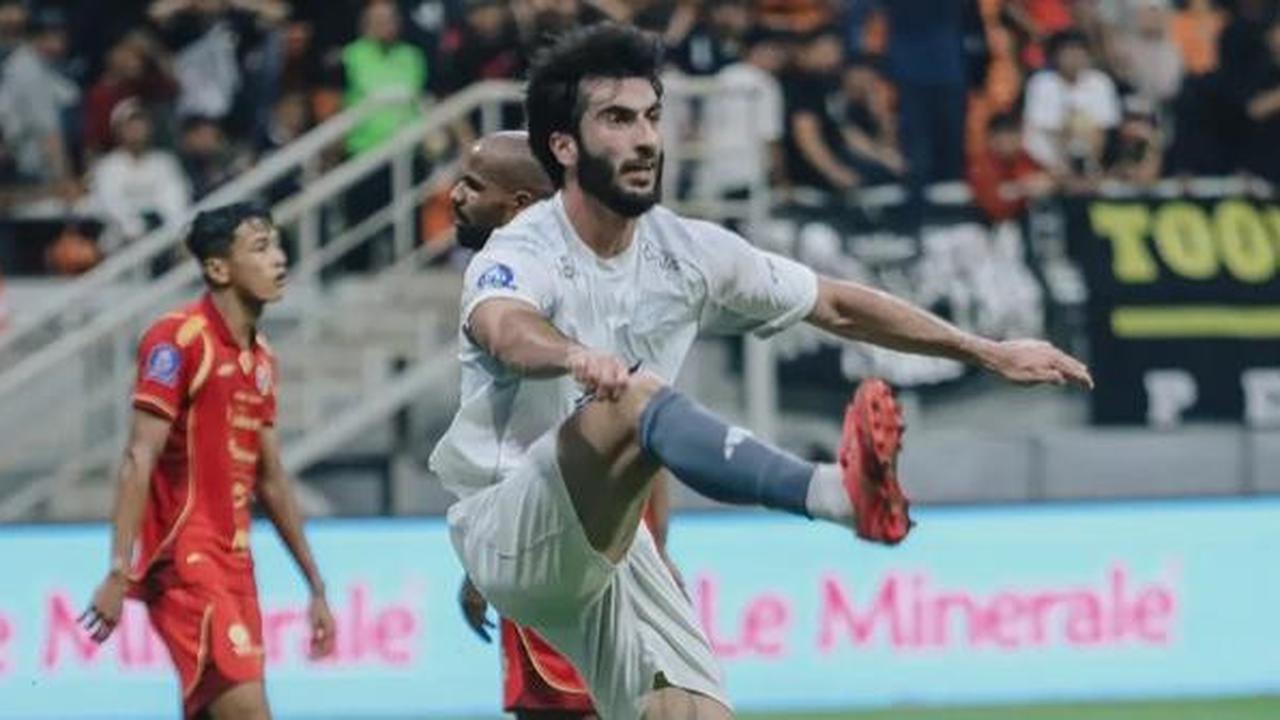 BRI Super League: Pemain Asing PSM Rasakan Indah Ramadan saat Berkarier di Indonesia.