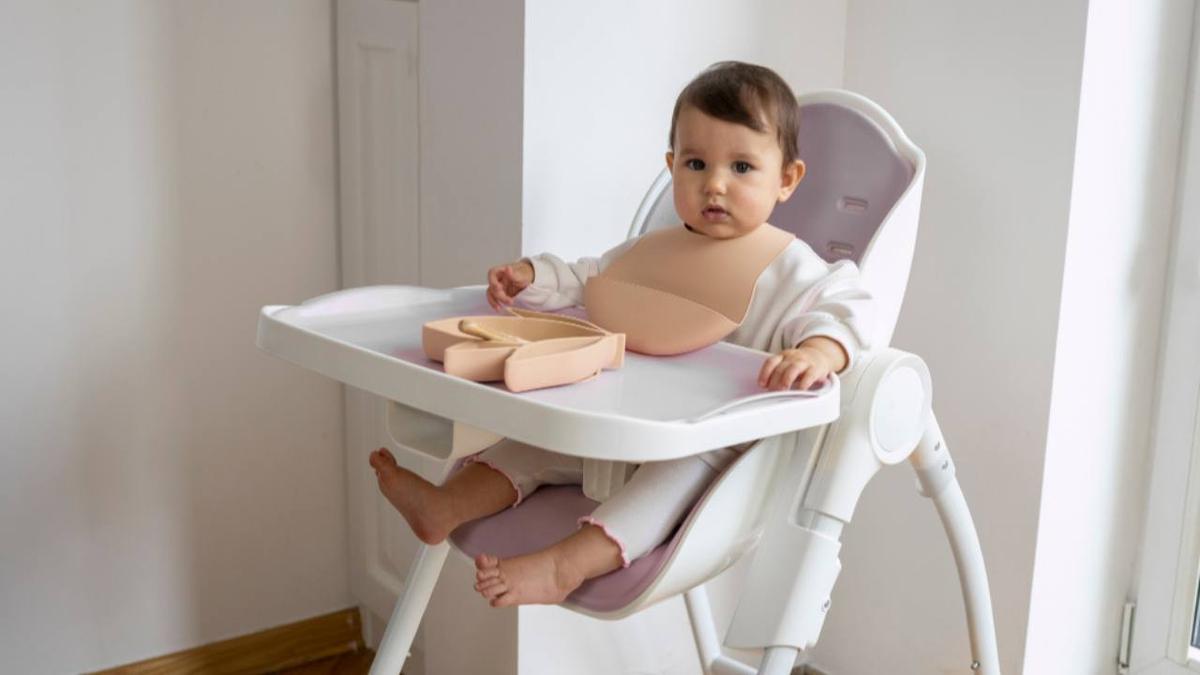Pilihan Kursi Makan Bayi Terbaik, Solusi Praktis Biar Waktu Makan Lebih Tertata