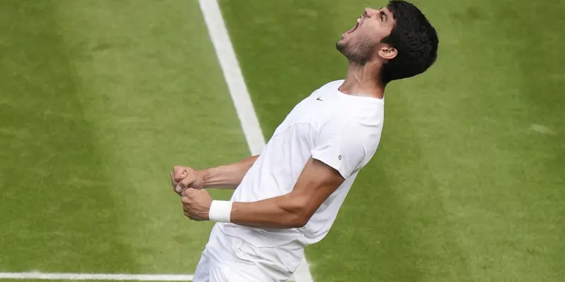 Carlos Alcaraz tembus semi final Wimbledon pertama kalinya