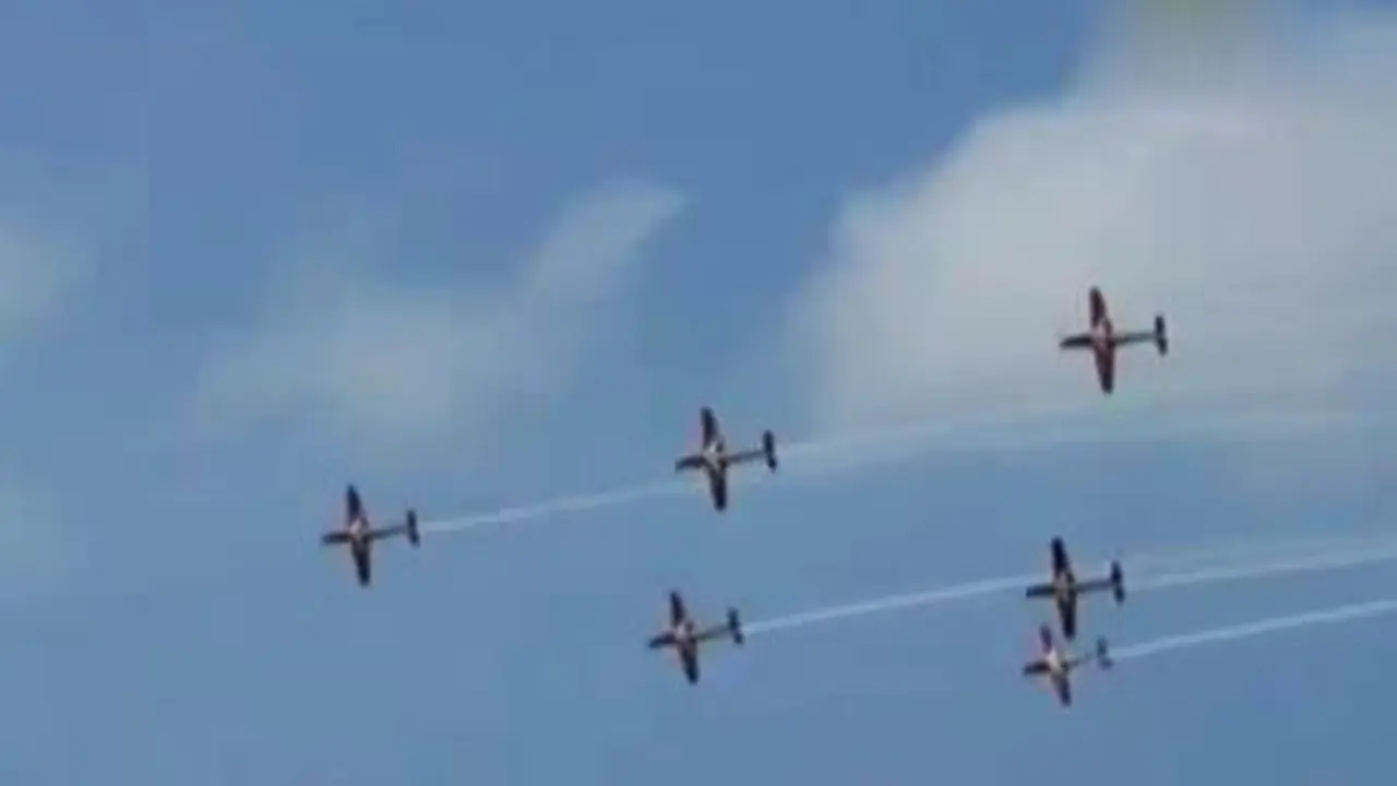 Segmen 3: Latihan Tim Aerobatik TNI AU hingga Festival Bela Diri