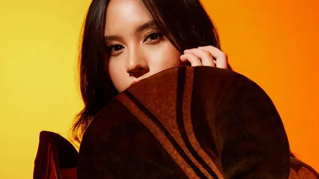 Dinda Ghania Gandeng Produser Olivia Rodrigo di Single Bad Connection, Siap Tampil di Prambanan Jazz 2026