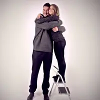 Merasa kurang tinggi? Sandal wedges bisa membantu semua permasalahan kamu. 
