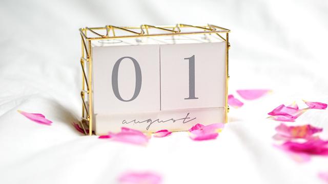 Ilustrasi bulan Agustus